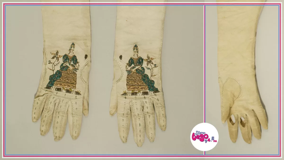 Unos guantes del siglo XVIII esconden un vestido histórico